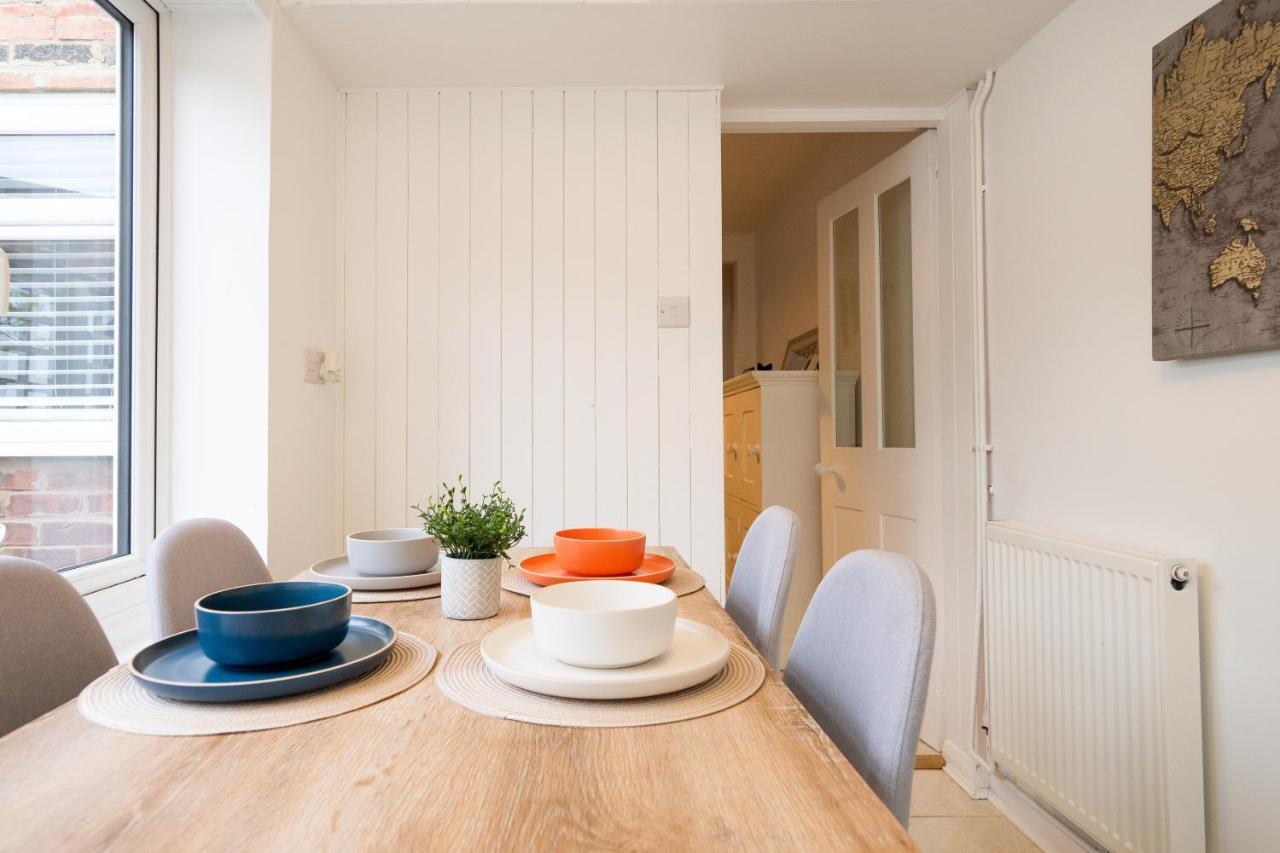 Stunning 2-Bedroom Home In City Centre With Wi-Fi! 로열턴브리지웰즈 외부 사진