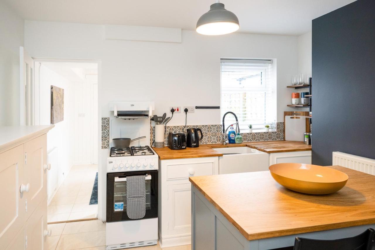 Stunning 2-Bedroom Home In City Centre With Wi-Fi! 로열턴브리지웰즈 외부 사진